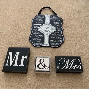 Black and White Wedding Decor